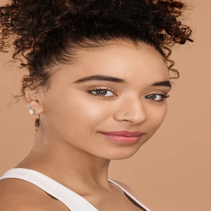 Maybelline Fit Me Matte Poreless Foundation 250 Sun Beige — foto 4