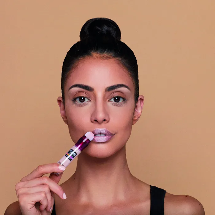 Maybelline Instant Age Rewind Eraser Dark Circles Treatment Concealer 04 Honey 6ml — foto 4