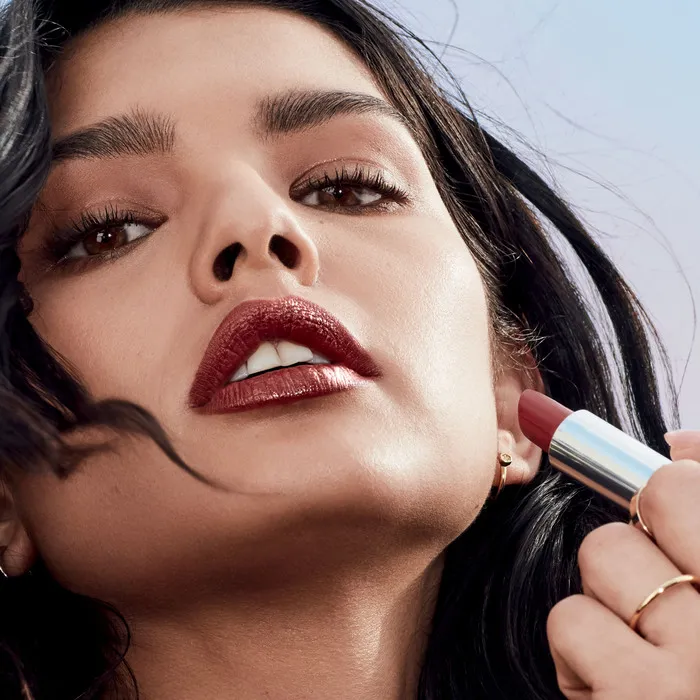 Rossetto Maybelline Color Sensational Satin 211 Rosey Risk