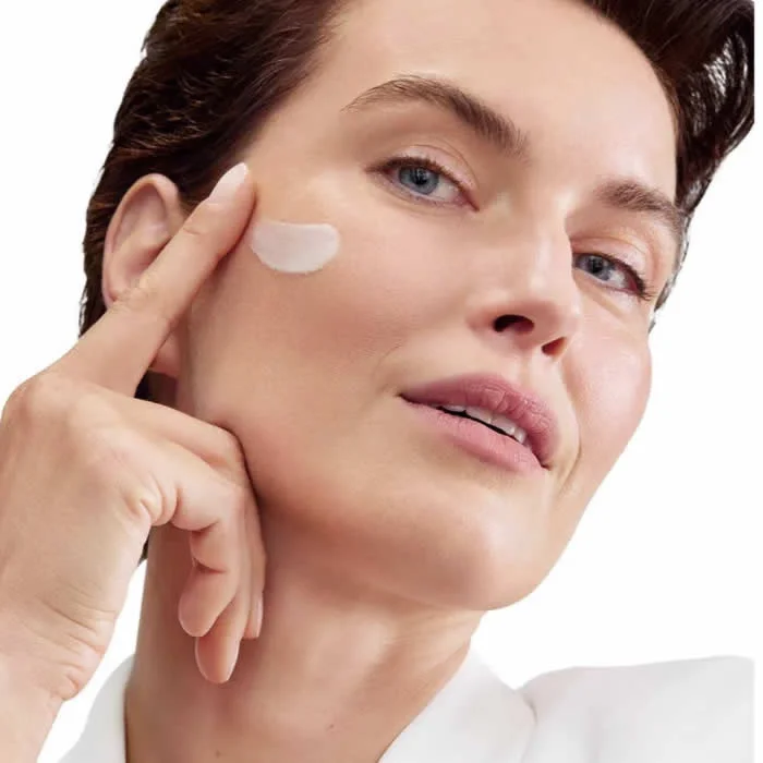 Eucerin Hyaluron-Filler + Elasticity Ultra Light Cream Spf50 50ml — foto 1