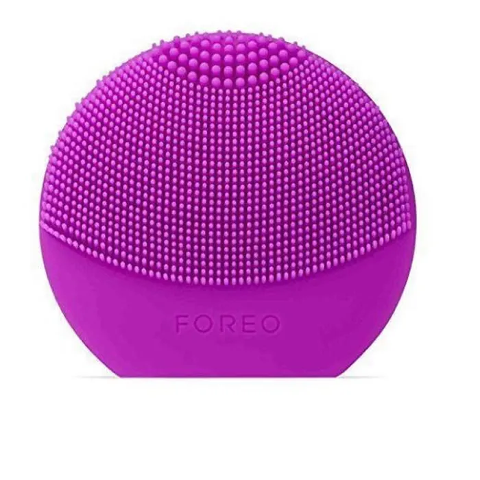 Foreo Luna Play Plus Spazzola portatile per la pulizia del viso, viola